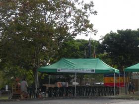 photo1